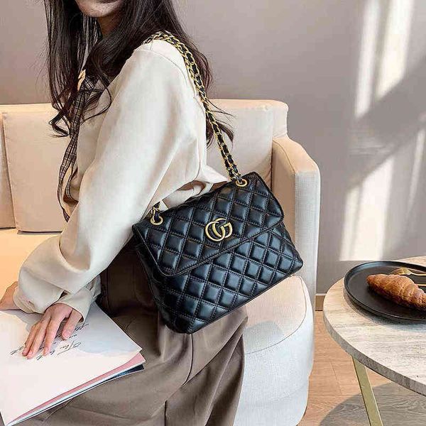 women's bag 2022 new high-grade foreign style messenger versatile ins simple retro one shoulder underarm small satchel
women's bag 2022 new high-grade foreign style messenger versatile ins simple retro one shoulder underarm small satchel