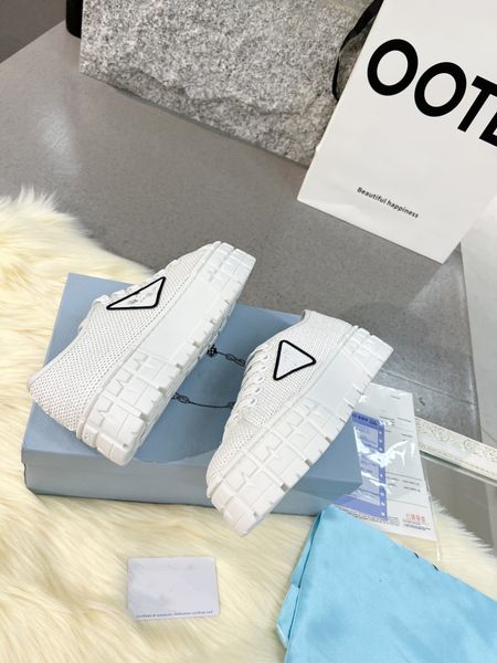casual shoes designer mens womens canvas shoes tennisdress skateboarding sneaker luxury jacquard denim women flat shoe rubber cowboy embroid, Black
casual shoes designer mens womens canvas shoes tennisdress skateboarding sneaker luxury jacquard denim women flat shoe rubber cowboy embroid, Black