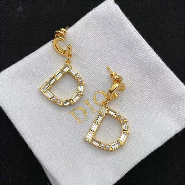 80% off outlets new style square diamond letter earrings female net red fashion 925 silver needle, Golden
80% off outlets new style square diamond letter earrings female net red fashion 925 silver needle, Golden