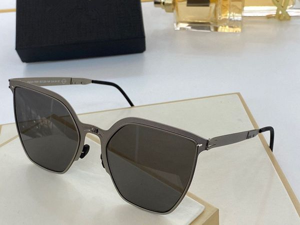 sunglasses for men women summer maverick 1006 mask style uv protection vintage plate one piece glasses random box, White;black
sunglasses for men women summer maverick 1006 mask style uv protection vintage plate one piece glasses random box, White;black