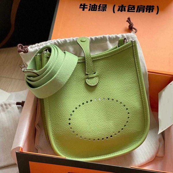 cross body bag handbag shoulder bags fashion plain lichi pattern h hollow out letter real leather send pony pendant width belt high quality
cross body bag handbag shoulder bags fashion plain lichi pattern h hollow out letter real leather send pony pendant width belt high quality