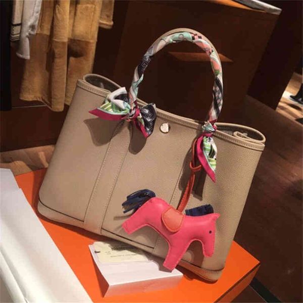 original edition designer classic hremm bags garden bag 2023 new wedding hand women's commuter hand large capacity one shoulder messeng
original edition designer classic hremm bags garden bag 2023 new wedding hand women's commuter hand large capacity one shoulder messeng