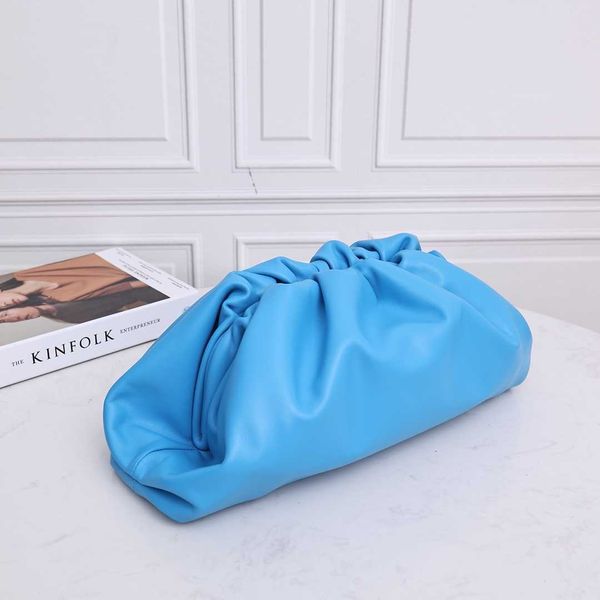 amazing quality wholesale bags italy cowhide genuine leather crochet it cloudy bagsbig bags party pouch wallets luxury famous hand bag
amazing quality wholesale bags italy cowhide genuine leather crochet it cloudy bagsbig bags party pouch wallets luxury famous hand bag