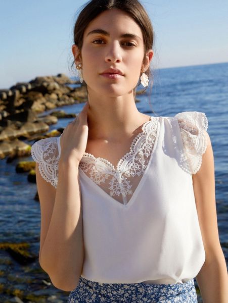 contrast embroidery mesh scallop trim blouse b9fo#, White
contrast embroidery mesh scallop trim blouse b9fo#, White