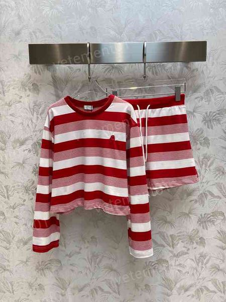 womens two piece pants 2022ss sweatshirts and shorts suits 2 piece sets designer tracksuits, White
womens two piece pants 2022ss sweatshirts and shorts suits 2 piece sets designer tracksuits, White