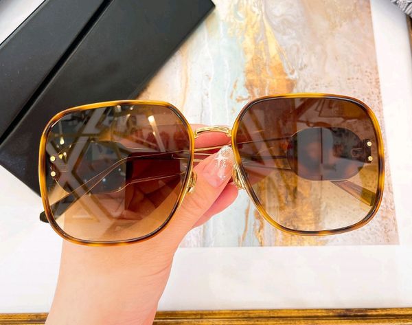 square sunglasses oversize gold havana brown gradient women sonnenbrille occhiali da sole sun shades with box, White;black
square sunglasses oversize gold havana brown gradient women sonnenbrille occhiali da sole sun shades with box, White;black