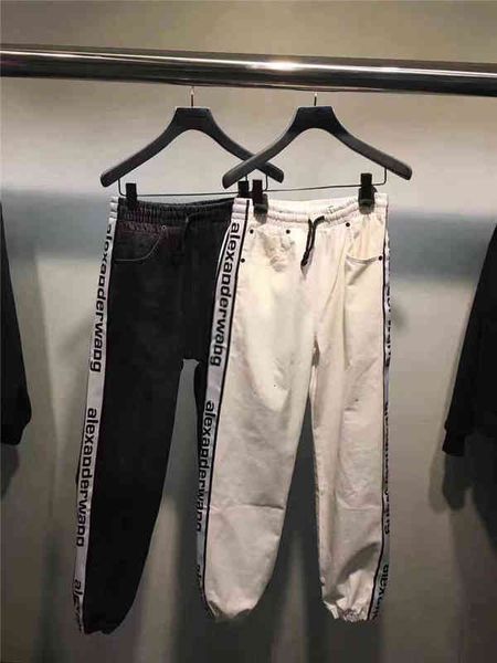 skirts dang's personalized design legged jeans women's sportswear letter contrast loose casual pants trend, Black
skirts dang's personalized design legged jeans women's sportswear letter contrast loose casual pants trend, Black