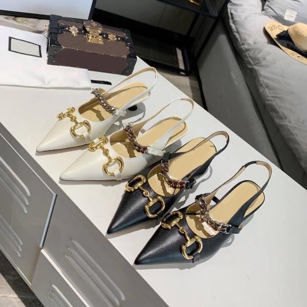 summer sandals designer paris metal letter sandals womens black white dress shoes classic leather party wedding heels sizes 34-41
summer sandals designer paris metal letter sandals womens black white dress shoes classic leather party wedding heels sizes 34-41