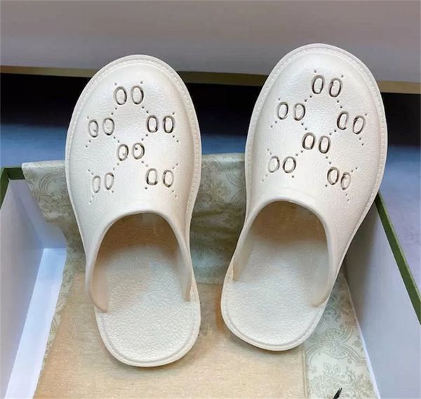 2023 women platform designer sandals wedge rubber cut-out slide transparent materials fashion beach flats shoes, Black
2023 women platform designer sandals wedge rubber cut-out slide transparent materials fashion beach flats shoes, Black