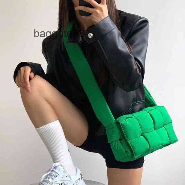 women bags classic designer handbags same bottegas the sponge woven rhombic pillow bag women's single shoulder messenger down 2022 autu
women bags classic designer handbags same bottegas the sponge woven rhombic pillow bag women's single shoulder messenger down 2022 autu