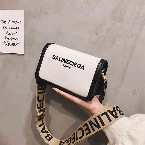 wholesale online 75% off net red black texture single shoulder bag fashion small bag
wholesale online 75% off net red black texture single shoulder bag fashion small bag