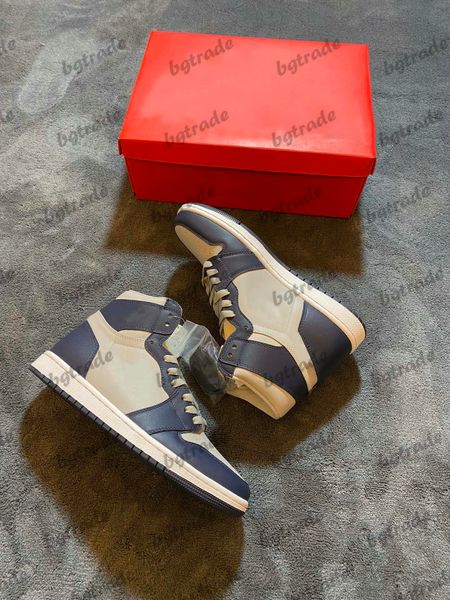 1 high og 85 georgetown basketball shoes retro navy blue white running trainers 1s men women designer leather flat sneakers
1 high og 85 georgetown basketball shoes retro navy blue white running trainers 1s men women designer leather flat sneakers