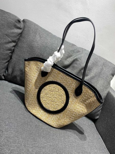 summer straw woven tote bag ladies bucket bags leather name brand big logo fashion large capacity handbag extended handle women casual bag
summer straw woven tote bag ladies bucket bags leather name brand big logo fashion large capacity handbag extended handle women casual bag