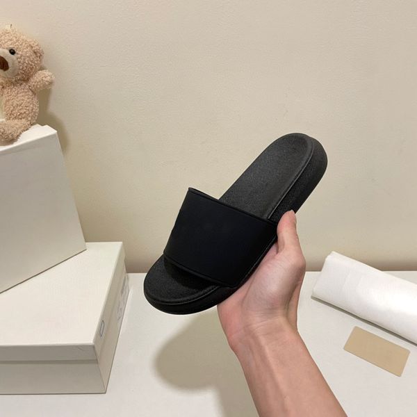 fashion pool slippers slides mens women flat slide sneakers beach indoor shower room outdoor sandals men trainers size 35-44, Black
fashion pool slippers slides mens women flat slide sneakers beach indoor shower room outdoor sandals men trainers size 35-44, Black