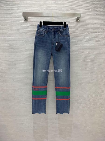women's jeans early spring women's pants contrast stripe print , irregular hem, cut back pocket triangle, thin jeans, Blue
women's jeans early spring women's pants contrast stripe print , irregular hem, cut back pocket triangle, thin jeans, Blue