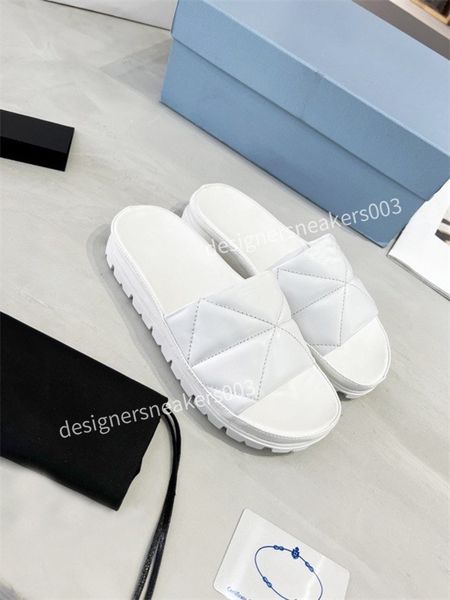 2022 luxury designer leather ladies sandals summer flat slipper fashion beach woman big head slipper rainbow letters slippers, Black
2022 luxury designer leather ladies sandals summer flat slipper fashion beach woman big head slipper rainbow letters slippers, Black
