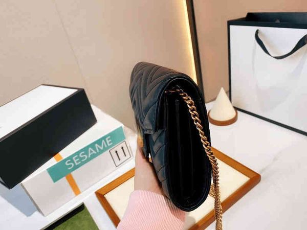 women luxurys designers shoulder bag for handbag mini chain classic flip design metal accessories crossbody messenger high capacity fashion
women luxurys designers shoulder bag for handbag mini chain classic flip design metal accessories crossbody messenger high capacity fashion