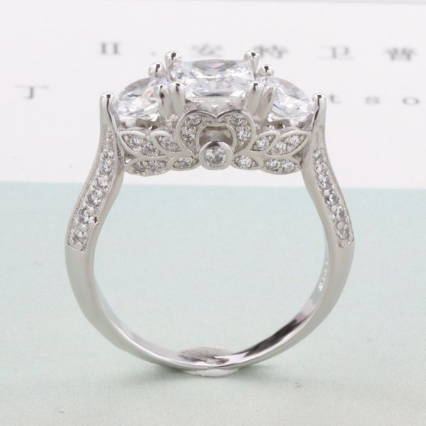 1ct 925 sterling silver ring luxury large main stone fashion zirconia simple wedding engagement rings for women fine jewelry, Golden;silver
1ct 925 sterling silver ring luxury large main stone fashion zirconia simple wedding engagement rings for women fine jewelry, Golden;silver