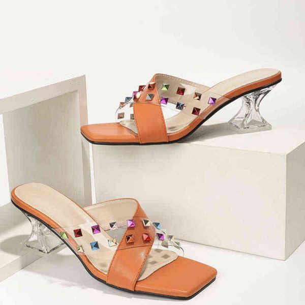 big size rivet women pumps fashion ladies shoe 2022 new summer orange casual outside high heels sandals square toe female shoes 220520, Black
big size rivet women pumps fashion ladies shoe 2022 new summer orange casual outside high heels sandals square toe female shoes 220520, Black