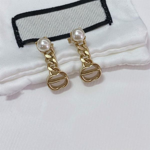 luxury designer earrings studs classic pearl chain letter stud 925 silver needle l-g11316g, Golden;silver
luxury designer earrings studs classic pearl chain letter stud 925 silver needle l-g11316g, Golden;silver