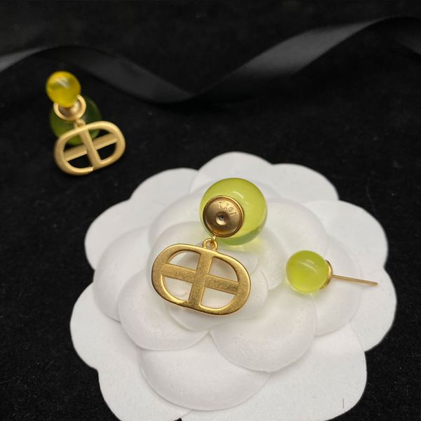 2022 charm luxury designer earrings pearl crystal alphabet gold simple vintage earrings for women classic round wedding party earring jewelr, Golden
2022 charm luxury designer earrings pearl crystal alphabet gold simple vintage earrings for women classic round wedding party earring jewelr, Golden