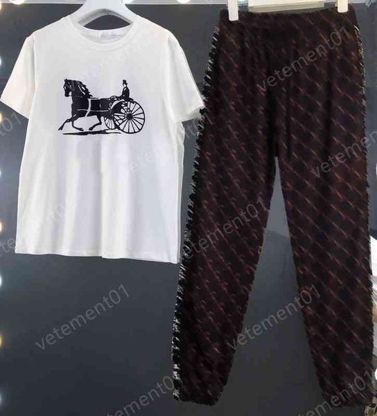 womens two piece pants classic cartoon carriage print t-shirt brown striped panel trousers 2 piece sets luxury designer tracksuits women clo, White
womens two piece pants classic cartoon carriage print t-shirt brown striped panel trousers 2 piece sets luxury designer tracksuits women clo, White
