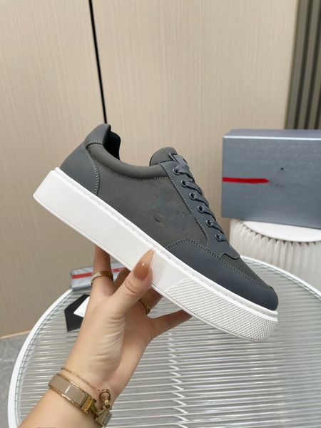 skateboarding boots one sneakers casual shoes men women sports white black outdoor trainers sneakers hc191011 0520
skateboarding boots one sneakers casual shoes men women sports white black outdoor trainers sneakers hc191011 0520