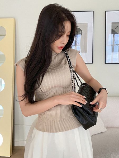 dazy solid rib knit stand neck knit z0ee#, White;black 
dazy solid rib knit stand neck knit z0ee#, White;black