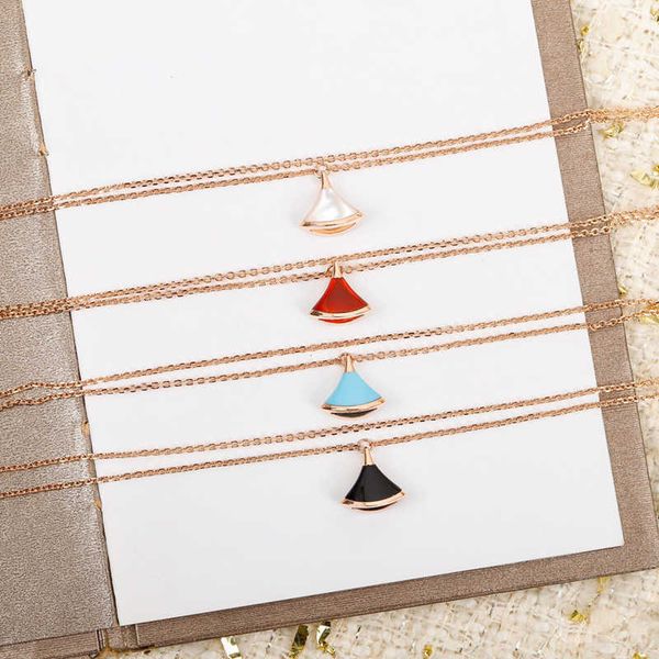 women's fan bracelet, 925 sterling silver gold-plated classic pendant, fashion and luxury brand jewelry, Golden;silver
women's fan bracelet, 925 sterling silver gold-plated classic pendant, fashion and luxury brand jewelry, Golden;silver