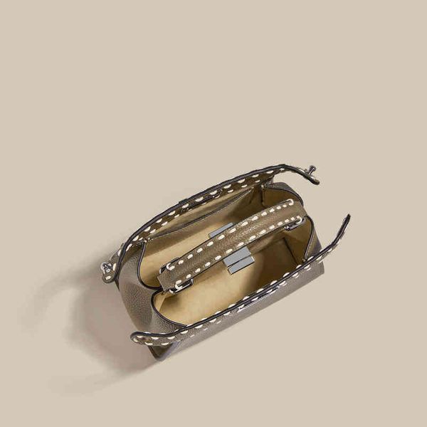 new fashion trend luxury brand designer bag wholesale togo layer cowhide versatile double-sided lock single shoulder handbag
new fashion trend luxury brand designer bag wholesale togo layer cowhide versatile double-sided lock single shoulder handbag