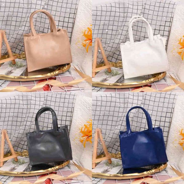 shoulder bags women handbags luxury messenger heart pattern mini chain designer tote leather wallet crossbody purse flap lady evening 1223