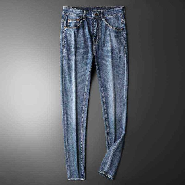 spring 2022 and summer men's light blue boutique simple medium waist micro elastic small straight jeans54ze
spring 2022 and summer men's light blue boutique simple medium waist micro elastic small straight jeans54ze