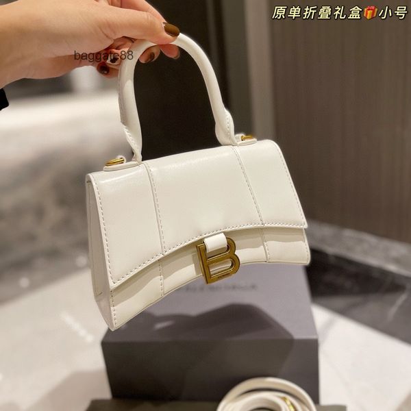 handbags handbagbag 2022 women designer bags balencaigass' b home hourglass leather one shoulder diagonal handbag fashion crocodile pat
handbags handbagbag 2022 women designer bags balencaigass' b home hourglass leather one shoulder diagonal handbag fashion crocodile pat