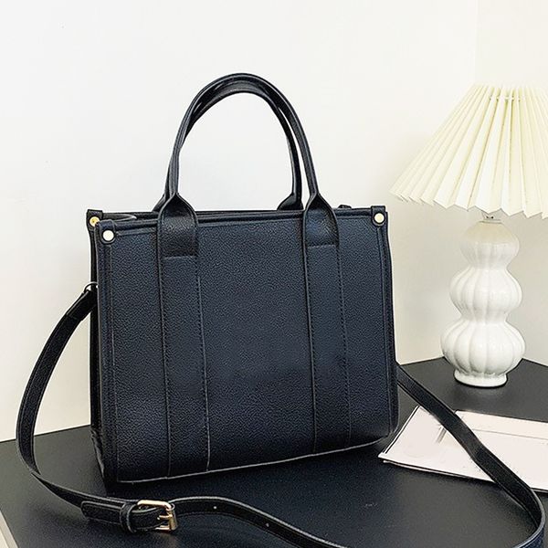 large capacity the tote bag lady luxury designer cross body bag shoulder handbags casual square women crossbody pu leather handbag letter to
large capacity the tote bag lady luxury designer cross body bag shoulder handbags casual square women crossbody pu leather handbag letter to