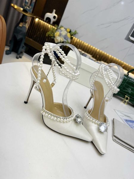 2022 designers dress shoes wedding sandals evening slingback satin bow pumps 6.5cm crystal-embellishments rhinestone shoe spool heels sanda, Black
2022 designers dress shoes wedding sandals evening slingback satin bow pumps 6.5cm crystal-embellishments rhinestone shoe spool heels sanda, Black