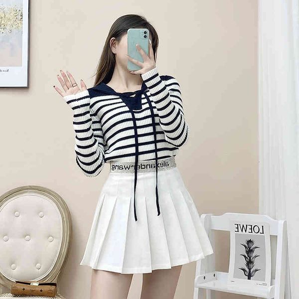 women's knits & tees blue and white striped lace up knitted women's blouse slim fit college navy style lapel early autumn sweater
women's knits & tees blue and white striped lace up knitted women's blouse slim fit college navy style lapel early autumn sweater