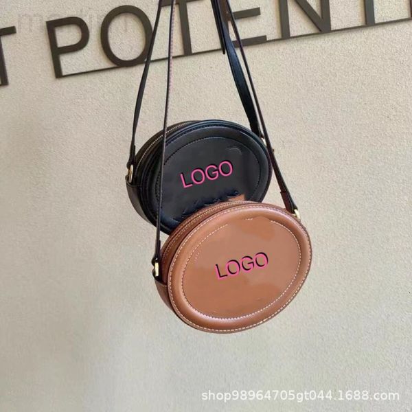 evening bags designer 2022 new triumphal arch small round bag pig nose bag fashion mini one shoulder diagonal bag personalized moon cake bag
evening bags designer 2022 new triumphal arch small round bag pig nose bag fashion mini one shoulder diagonal bag personalized moon cake bag