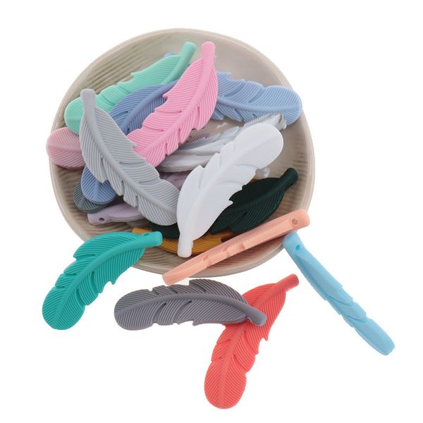 50pcs feather silicone pendant teething beads food grade silicone teether toys for baby chew pacifier clips accessories bpa 220407
50pcs feather silicone pendant teething beads food grade silicone teether toys for baby chew pacifier clips accessories bpa 220407