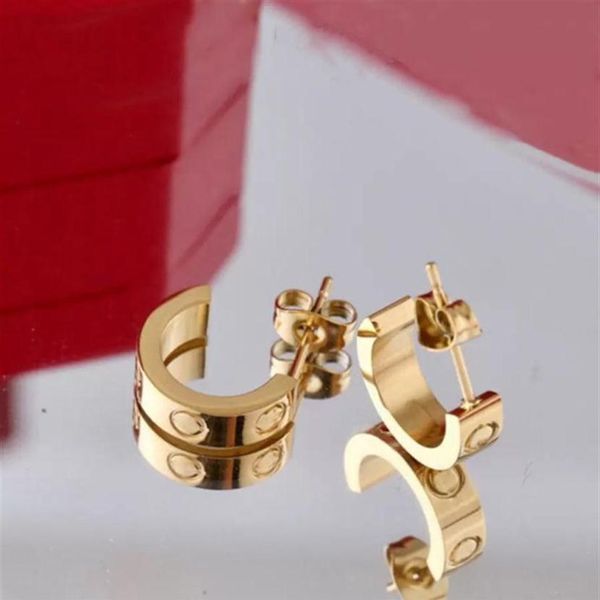 woman cleef stud earrings carti rings designer party favor pendant necklaces screw bracelet van loves fashion with box292t2693
woman cleef stud earrings carti rings designer party favor pendant necklaces screw bracelet van loves fashion with box292t2693