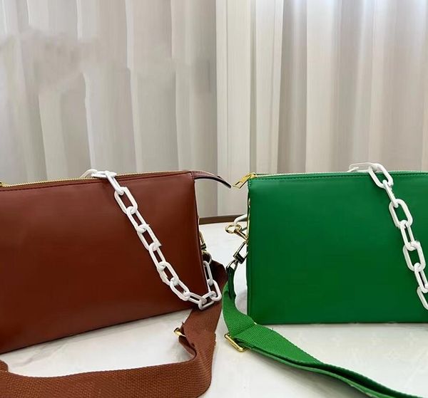 fashion womens high capacity shoulder bag soft genuine leather advanced printing women simple white chain zipper design messenger bag handba
fashion womens high capacity shoulder bag soft genuine leather advanced printing women simple white chain zipper design messenger bag handba