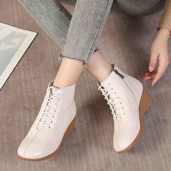 slippers boots children style martin boots female slope heel cowhide leather short large size spring and autumn 2vdc, Black
slippers boots children style martin boots female slope heel cowhide leather short large size spring and autumn 2vdc, Black