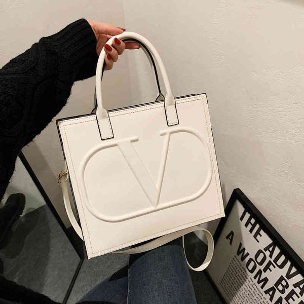 handbags big bag women's autumn winter new handbag printed sling one shoulder messenger bag bags
handbags big bag women's autumn winter new handbag printed sling one shoulder messenger bag bags