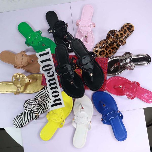 ladies slippers summer new sandals fashion jacket leather flip flops buckle beach sandals women, Black
ladies slippers summer new sandals fashion jacket leather flip flops buckle beach sandals women, Black