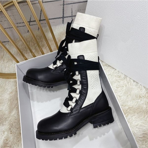 2022 latest women genuine leather martin boots with stretch fabric medium heel luxury designer famous brand girls outdoor shoes 35-40, Black
2022 latest women genuine leather martin boots with stretch fabric medium heel luxury designer famous brand girls outdoor shoes 35-40, Black