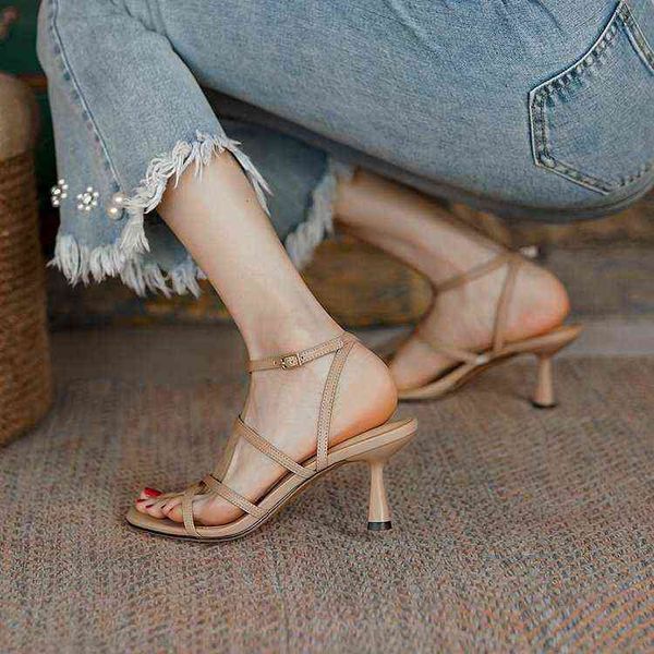 designer women's high heel sandals 2022 summer korean version simple one line high heel's open toe thin apricot roman sandal, Black
designer women's high heel sandals 2022 summer korean version simple one line high heel's open toe thin apricot roman sandal, Black