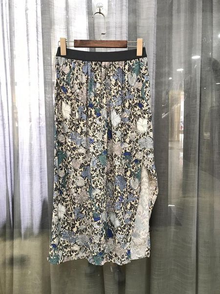 skirts women's classic floral printed viscose skirt with slit at front ladies elastic waist fashion skirtskirts, Black
skirts women's classic floral printed viscose skirt with slit at front ladies elastic waist fashion skirtskirts, Black