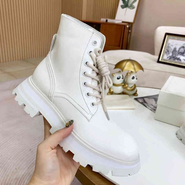 boots thick soled lace up leather martin boots women's autumn and winter big toe shoes ankle fashion hsome short trend, Black
boots thick soled lace up leather martin boots women's autumn and winter big toe shoes ankle fashion hsome short trend, Black
