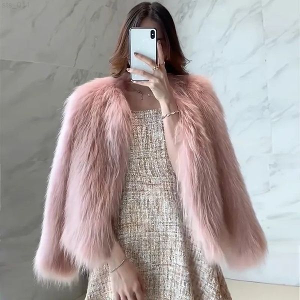 faux fur jacket women winter long sleeve 2022 new fashion v neck fluffy overcoat woman cropped plush coat femme t220716, Black
faux fur jacket women winter long sleeve 2022 new fashion v neck fluffy overcoat woman cropped plush coat femme t220716, Black