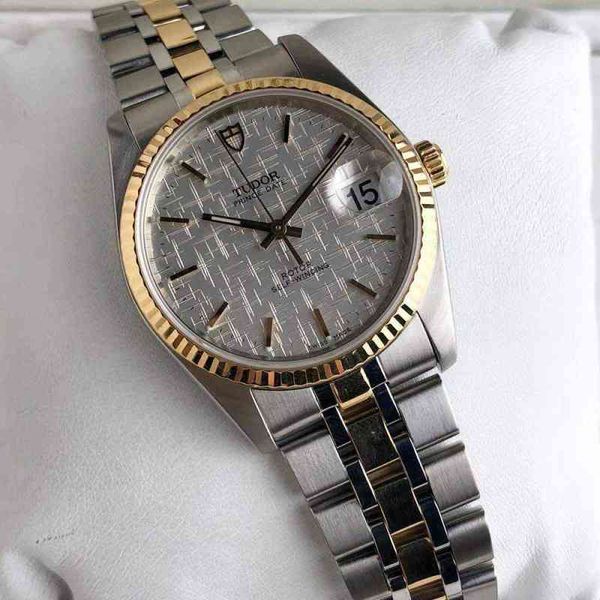 women's watch designer authentic s wiss ocean prince gold automatic mechanical men's watch 74033 79363n 79470 chrono white dial ne, Slivery;golden
women's watch designer authentic s wiss ocean prince gold automatic mechanical men's watch 74033 79363n 79470 chrono white dial ne, Slivery;golden