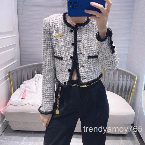 women's jackets contrast color woven jacket temperament aging round neck buckle thin spring and autumn high end, Black;brown
women's jackets contrast color woven jacket temperament aging round neck buckle thin spring and autumn high end, Black;brown